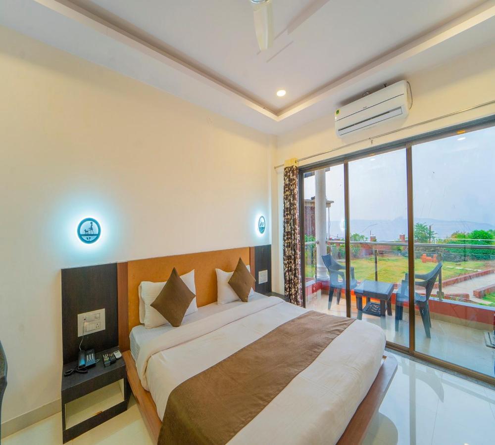 Vrindavan Resort Mahābaleshwar Esterno foto
